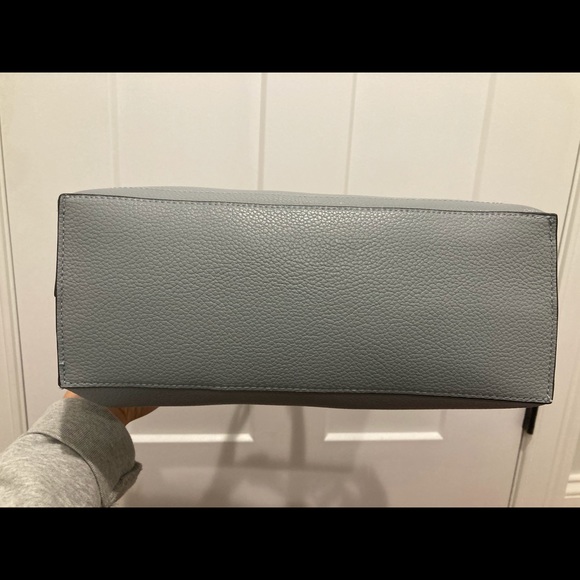 Brand new with tags grey crossbody - Picture 5 of 9